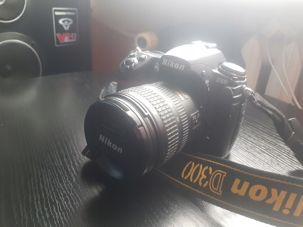 Nikon D300 + Nikkor 18-70/4.5 Mega zestaw!
