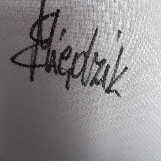 Koszulka z autografem E.Międzik - Artego Bydgoszcz