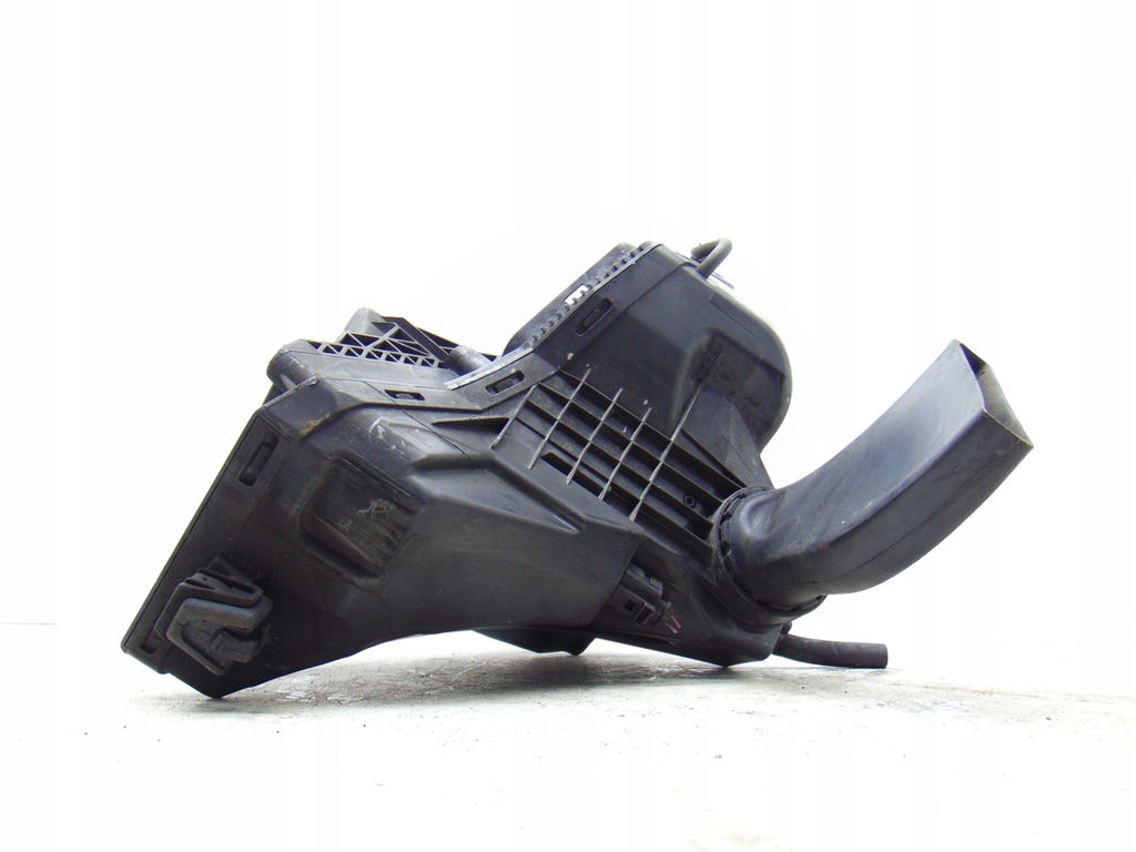 OBUDOWA FILTRA POWIETRZA AUDI A5 8T A4 B8Q5 8R 2.0 TDI CGL 8K0133837T