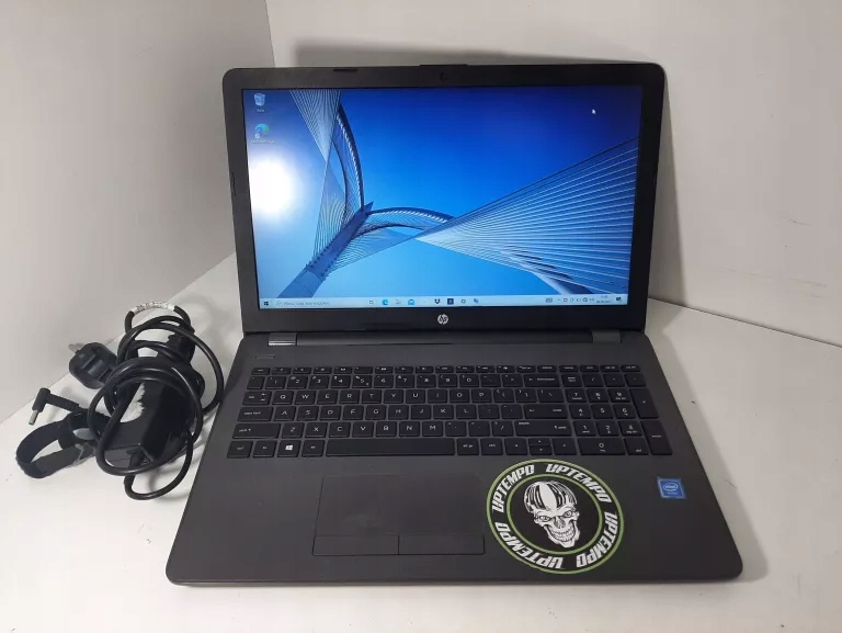 LAPTOP HP 250 G6