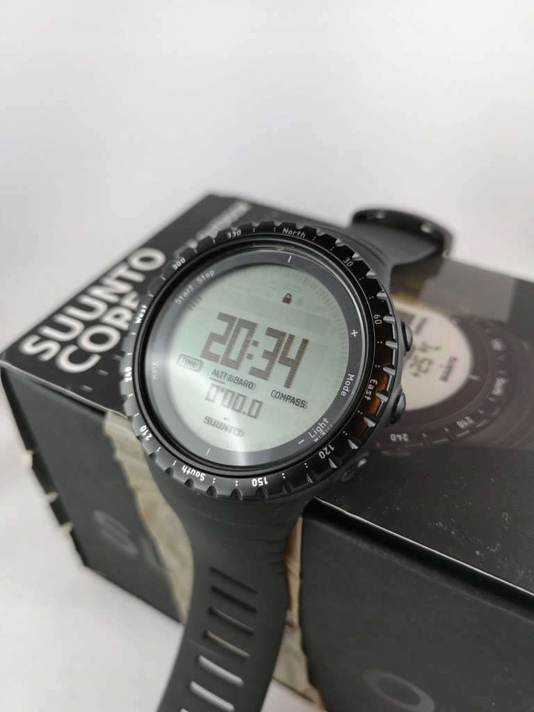 core regular black suunto