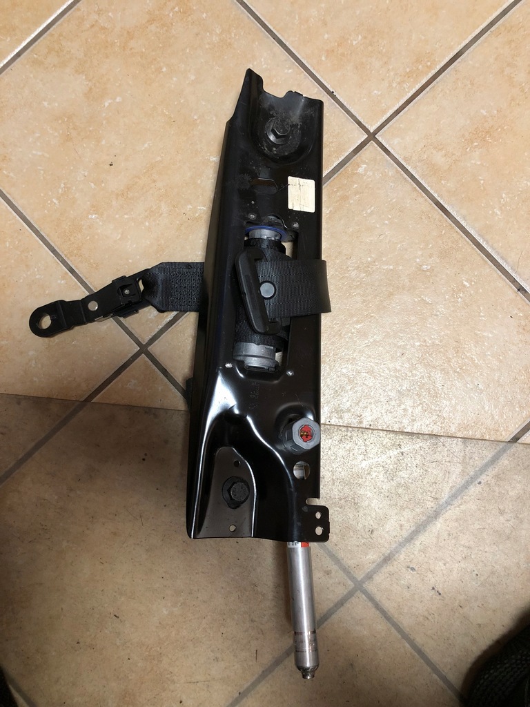 VOLVO V70 XC70 S80 - PAS BEZPIECZEŃSTWA lewy