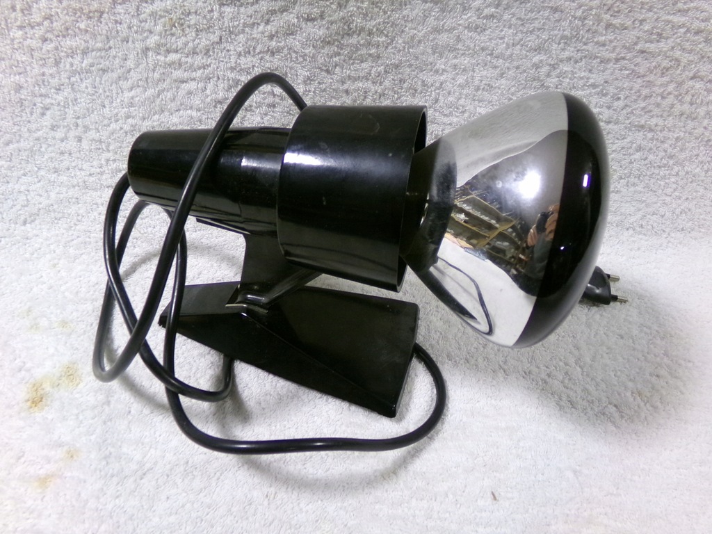 LAMPA ZDROWOTNA NA PODCZERWIEŃ