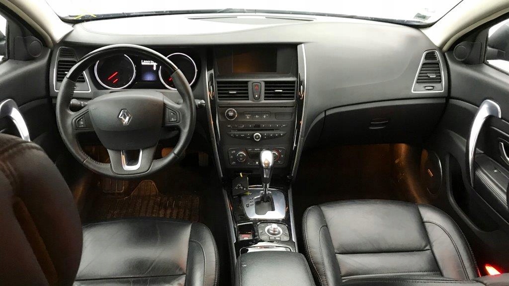 Купить RENAULT LATITUDE 2.0 dCi 175 л.с. INITIALE PARIS: отзывы, фото, характеристики в интерне-магазине Aredi.ru