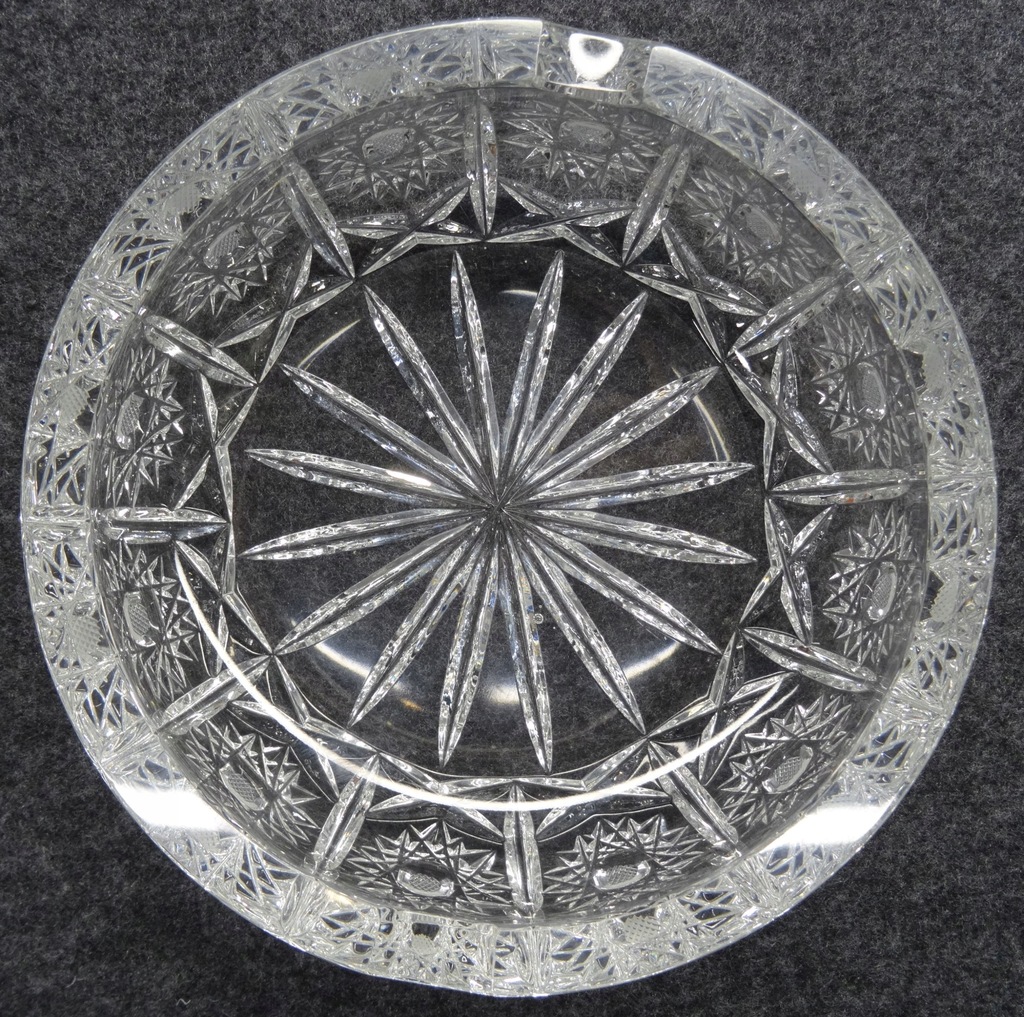 Kryształowa popielniczka