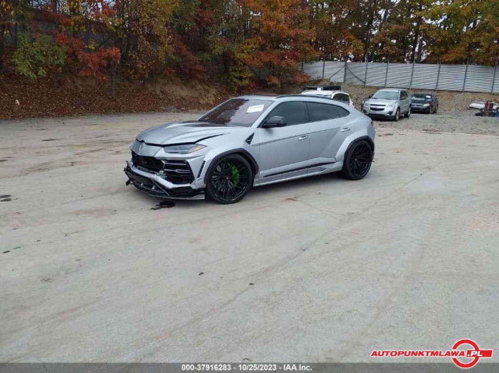 Lamborghini Urus Auto Punkt