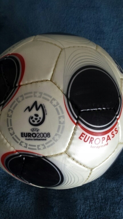 piłka adidas EURO 2008
