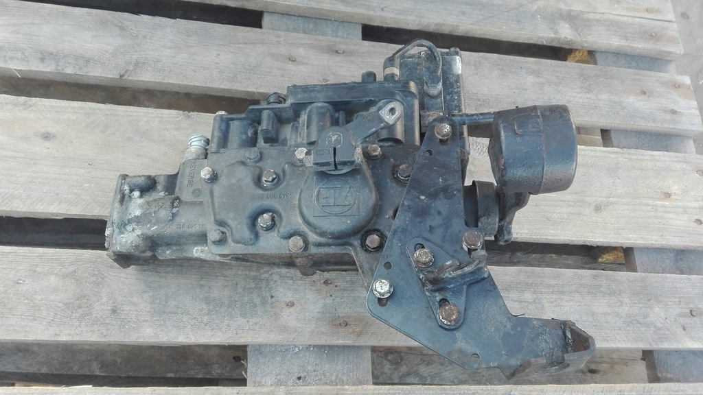 WYBIERAK SKRZYNI BIEGÓW ZF MAN TGX TGS MANUAL