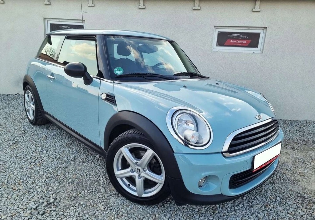 MINI Cooper SLICZNY 1.6 Benzyna BOGATA WERSJA Wyjatkowy Kolor MIETOWY Serw