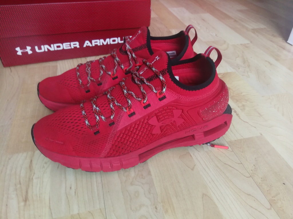 Buty męskie do biegania Under Armour HOVR Phantom