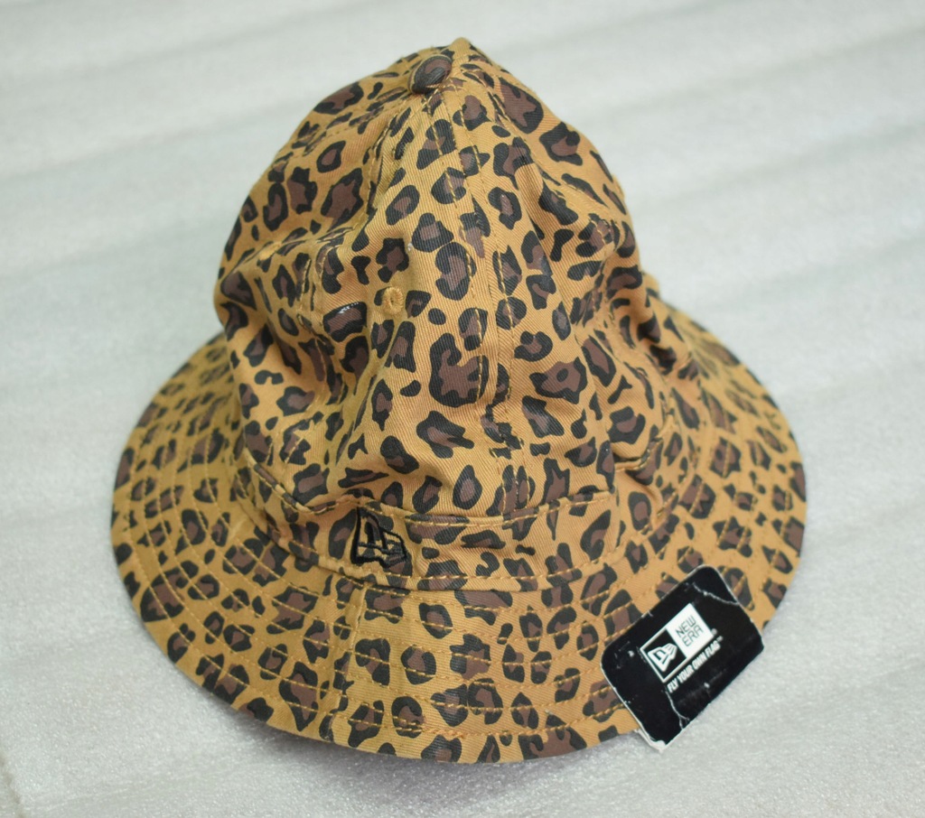 NEW ERA BUCKET HAT Kapelusz Panterka NEW S