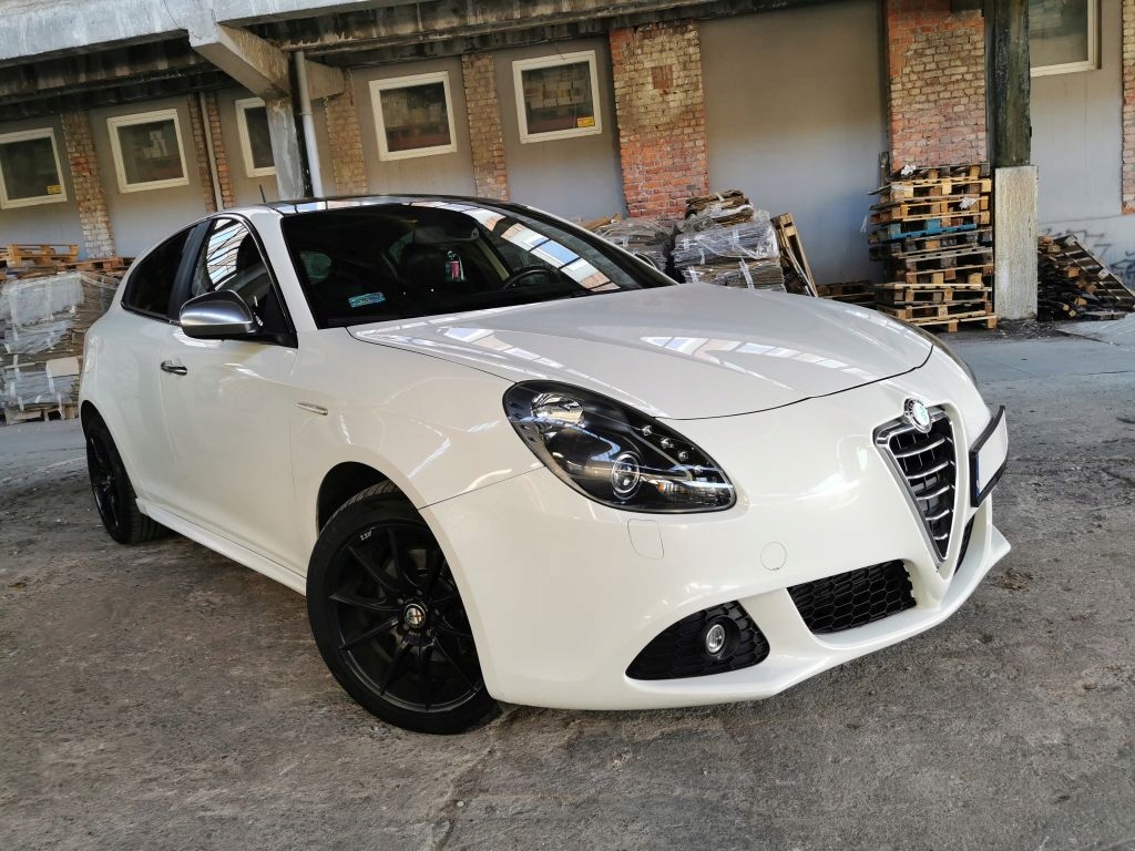 Купить Alfa Romeo Giulietta 1.4 TURBO Бензин, в очень хорошем состоянии.: отзывы, фото, характеристики в интерне-магазине Aredi.ru