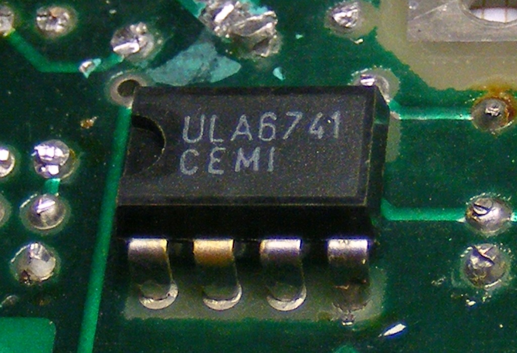 Układ scalony ULA6741 CEMI [089-A9]