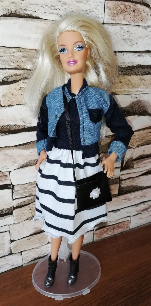Ubranka dla Barbie Teresa Petra Sindy 43