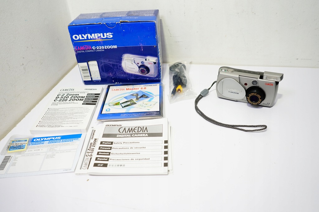 Retro Cyfrowy Olympus Camedia C-220 Lomografia