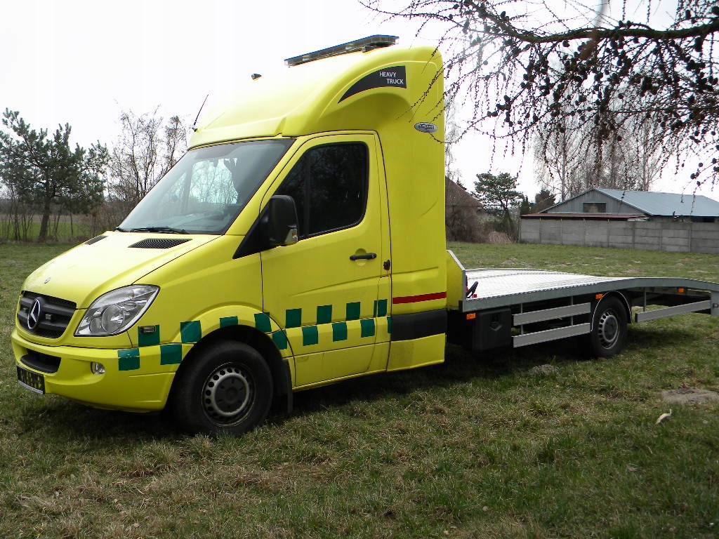 MERCEDES SPRINTER 319 D V6 POMOC DROGOWA 3.5 t