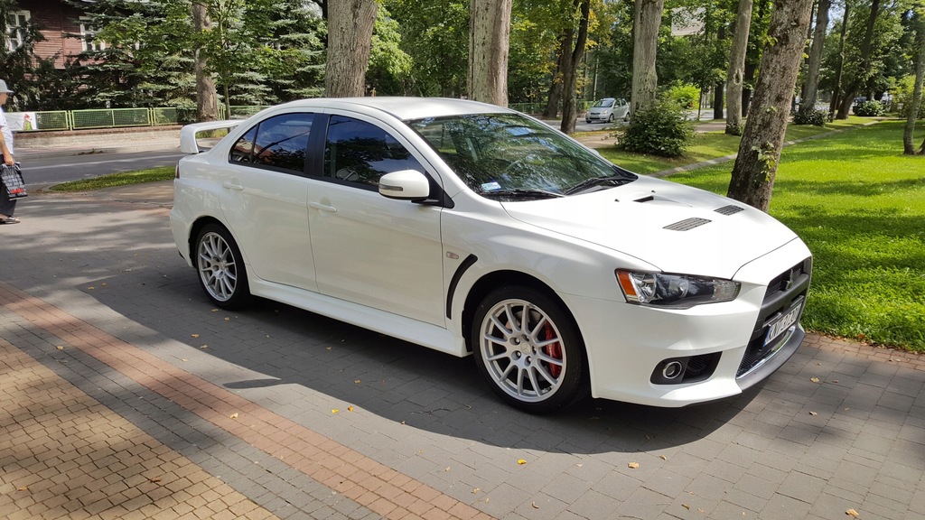 Купить 2015 MITSUBISHI LANCER EVO EVOLUTION 4X4 - РАБКА: отзывы, фото, характеристики в интерне-магазине Aredi.ru