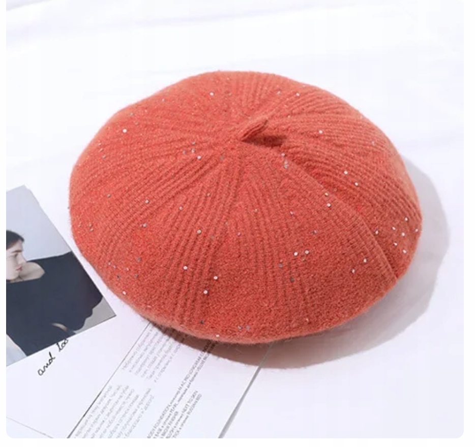 BERET W STYLU FRANCUSKIM KOLOR KORALOWY Z CEKINAMI