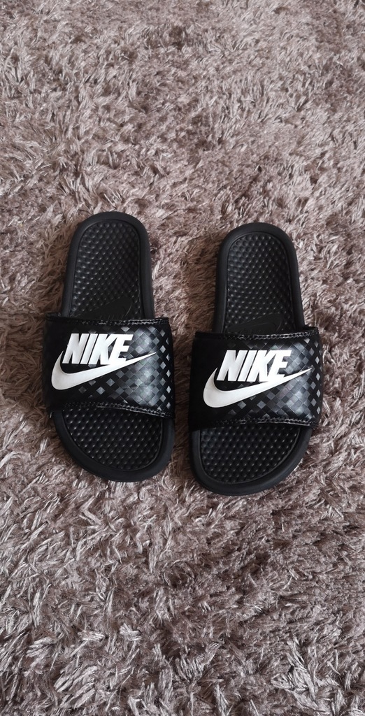 Klapki damskie Nike Benassi 36