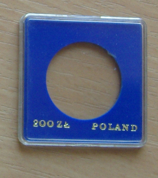 Kapsel - pudełko na monety 200 zł PRL (3)