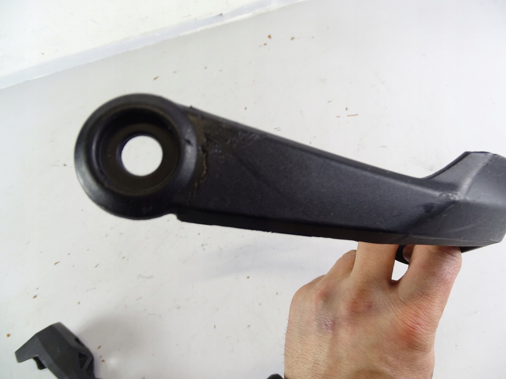 D84 DUCATI MULTISTRADA 950 S HANDBAR OSŁONA DŁONI 4601C302A