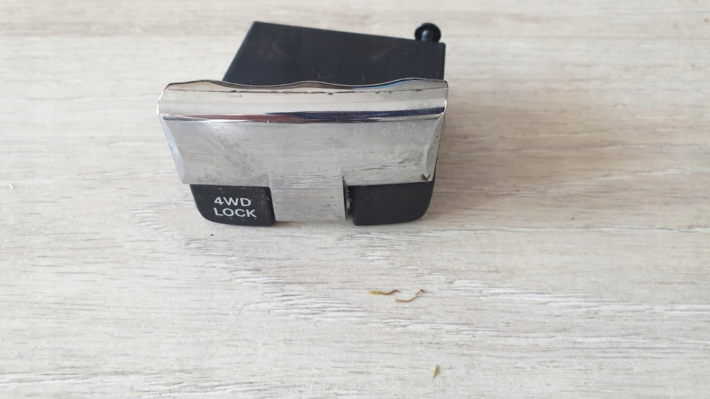 PRZEŁĄCZNIK NAPĘDÓW JEEP PATRIOT 4WD LOCK 11652635048 oficjalne