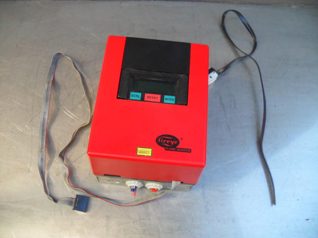 STEROWNIK CONTROLER FIREYE FLAMEMONITOR EB720 7555933596