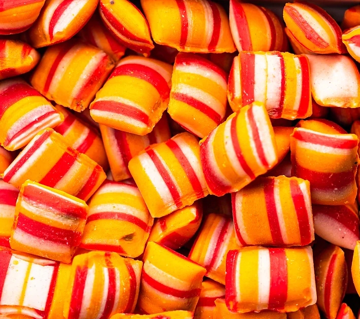 Cukierki Odpustowe Karmelki Poduszki Pomarańcz 1kg