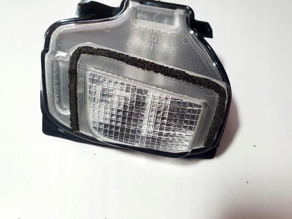 KIERUNKOWSKAZ LUSTERKA LEWY MAZDA 6 GJ 12-16r OE