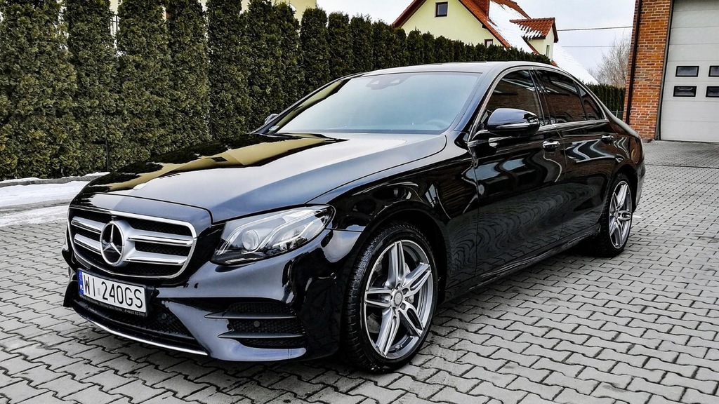 Mercedes E220d AMG Full Wyposażenie FV23% ASO PL