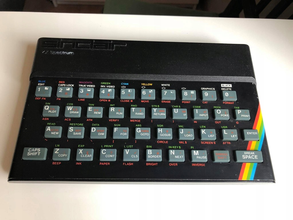 komputer ZX SPECTRUM 48k Sinclair + AV mod