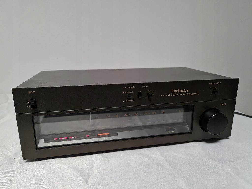 Technics Tuner ST-8044K Sprawny po regulacji.