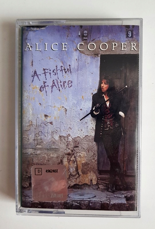 ALICE COOPER A FISTFUL OF ALICE kaseta audio