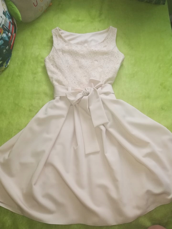 Śliczna Sukienka Koronka Orsay - 164 cm