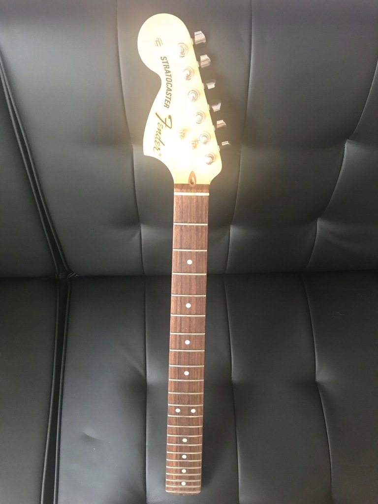 Gryf Fender Stratocaster Lefty z USA, Hendrix Styl