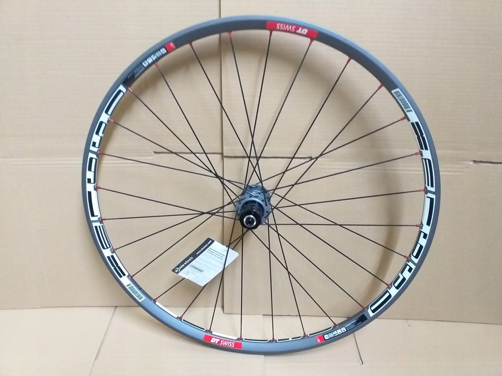 Koło mtb DT Swiss XM 1650 26".nowe tył