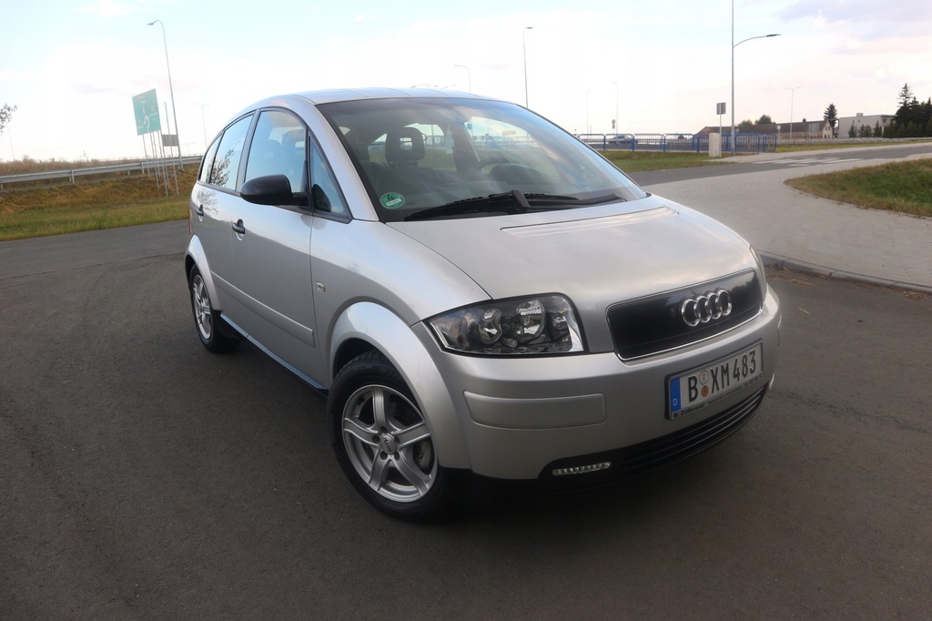 AUDI A2