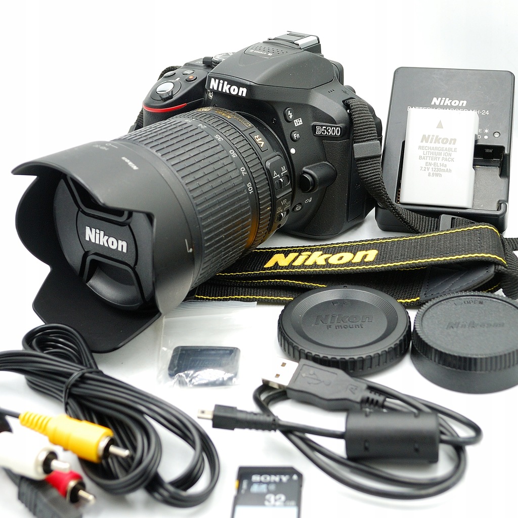 Nikon D5300 + 18-105mm VR Aparat cyfrowy + SD32GB +torba CamROCK 1403kl.