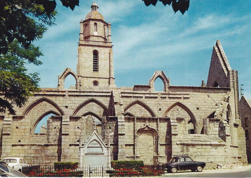 FRANCJA - BATZ-SUR-MER - KOŚCIÓŁ