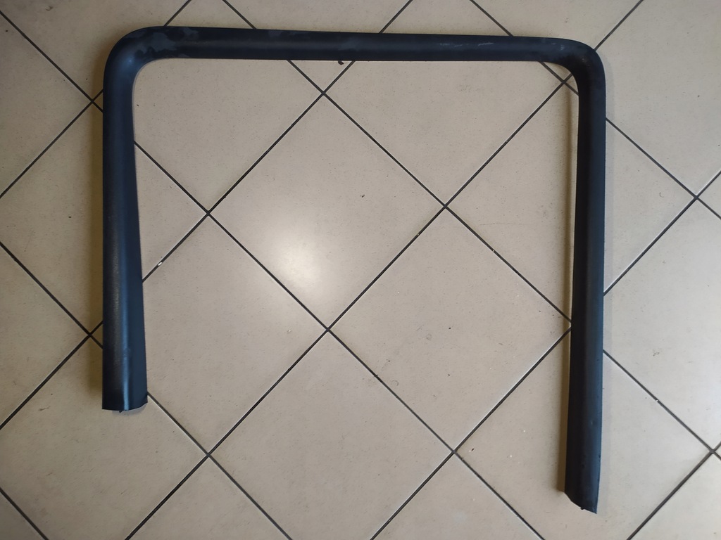 SCANIA R420 RAMKA MASKOWNICA DRZWI LEWYCH 1740284