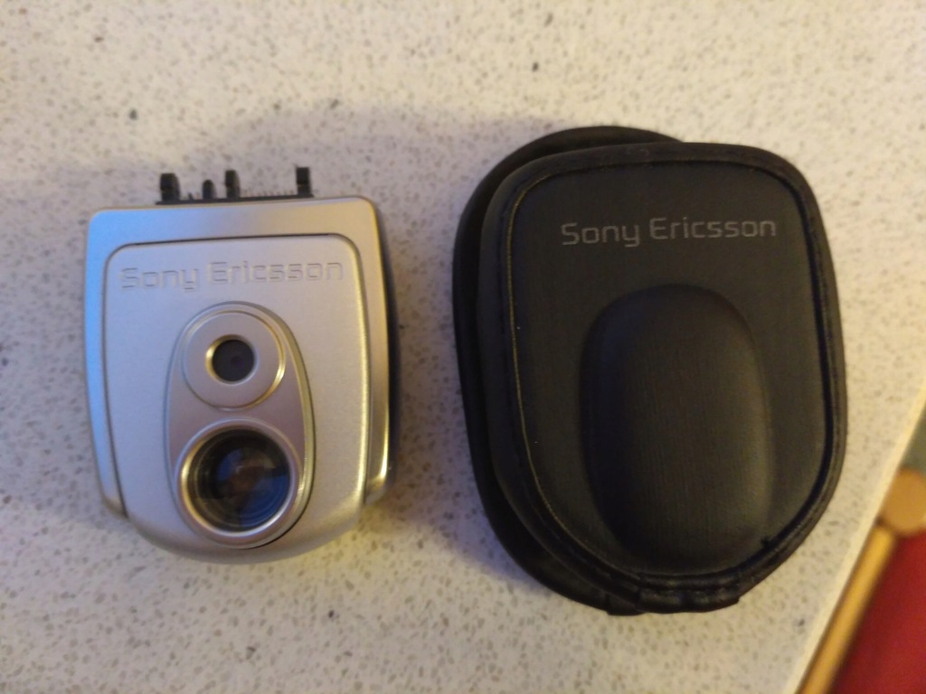 Aparat zewnętrzny Sony Ericsson / model N173 +ETUI