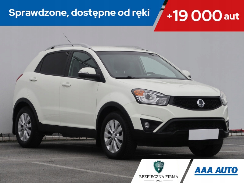 SsangYong Korando 2.0 e-XDi, Salon Polska