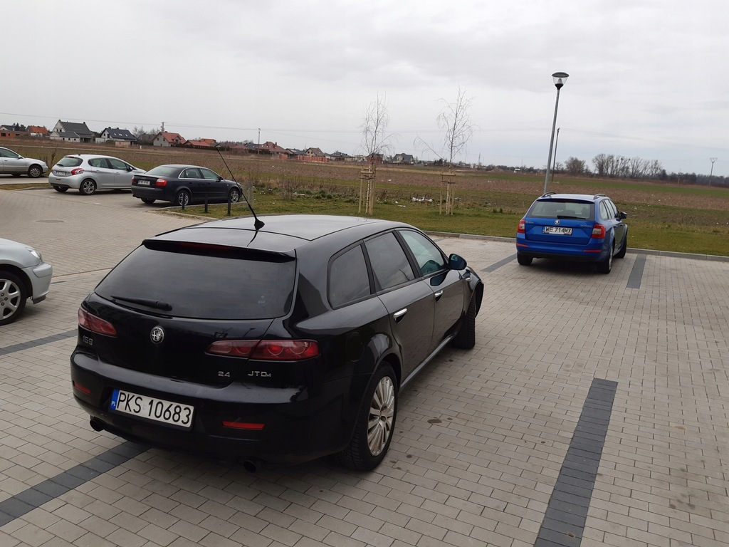 Купить Alfa Romeo 159 SW 2.4 JTDm Отличительная версия: отзывы, фото, характеристики в интерне-магазине Aredi.ru