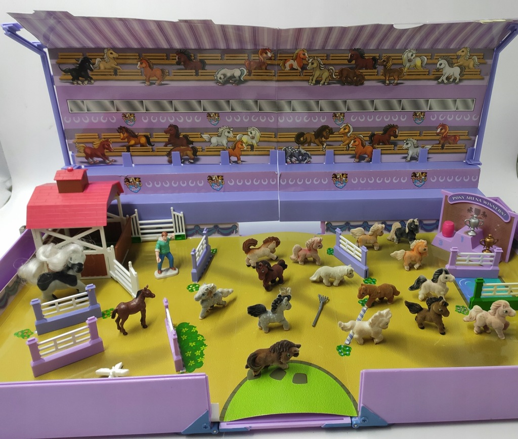 koniki pony walizka arena zawody