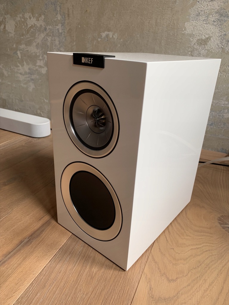 Kef store r300 white
