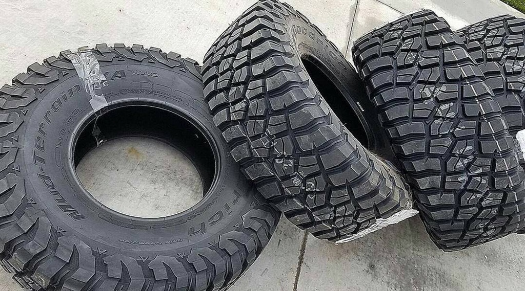 BFGoodrich Mud Terrain T/A KM3 285/70/17 285/70R17 - 7481590857 ...