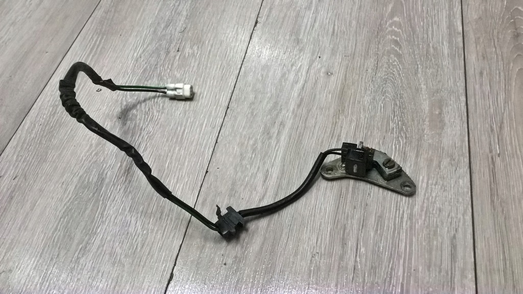 SUZUKI GSXR 600 750 K6 K7 K8 K9 L0 IMPULSATOR CZUJNIK WALU