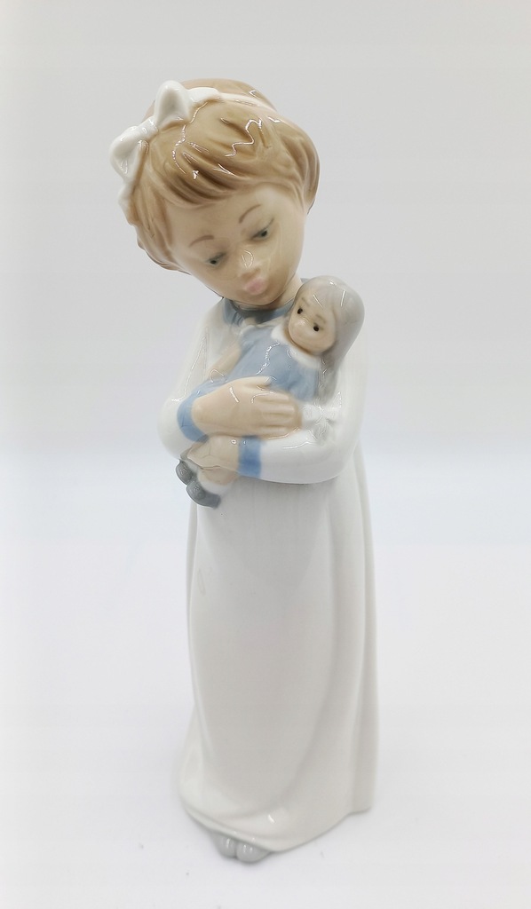 FIGURKA PORCELANA DZIEWCZYNKA Z LALKĄ NAO LLADRO SPAIN 25 cm