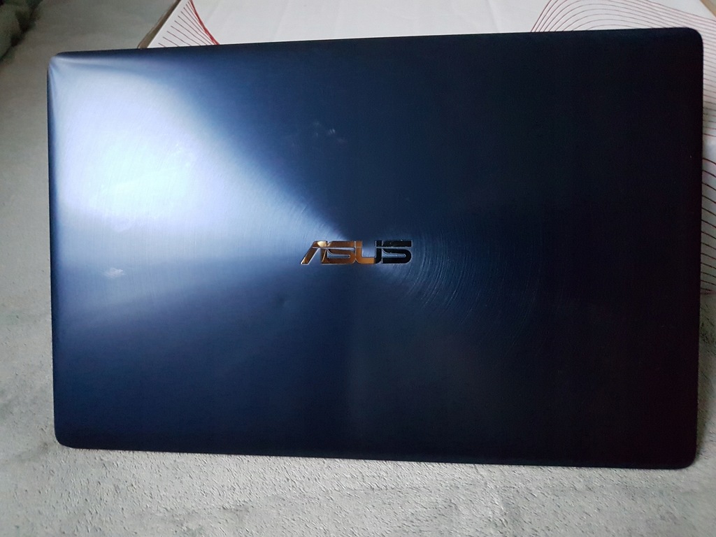 ASUS ZENBOOK UX390 i5-7200U 8GB/256SSD 12'' GW