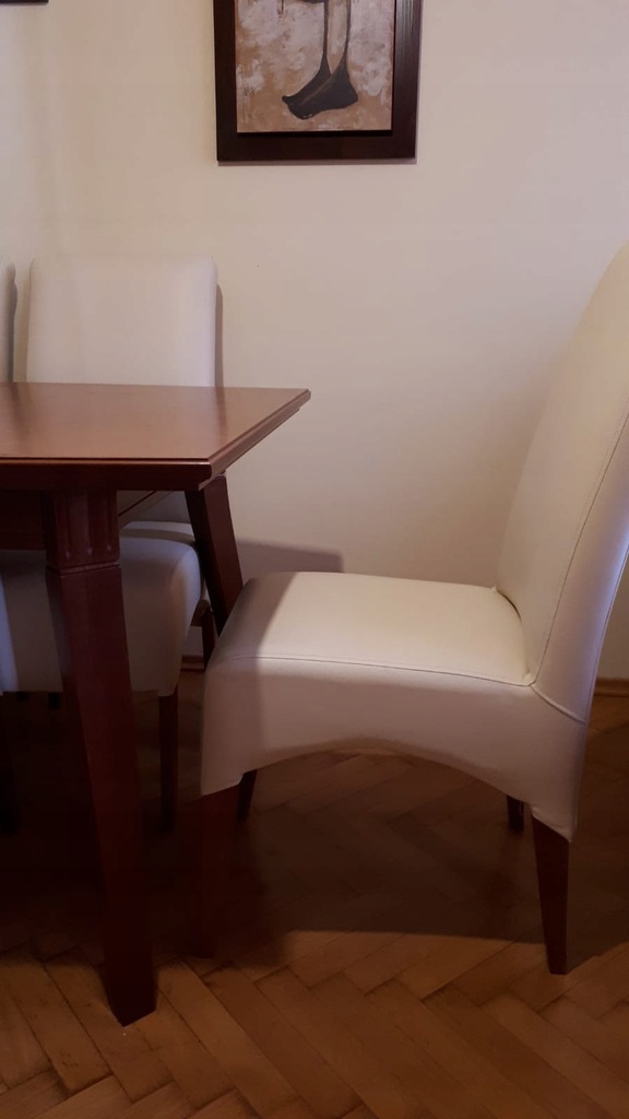 Mało używany stół dąb jasny rozkładany+6 krzeseł